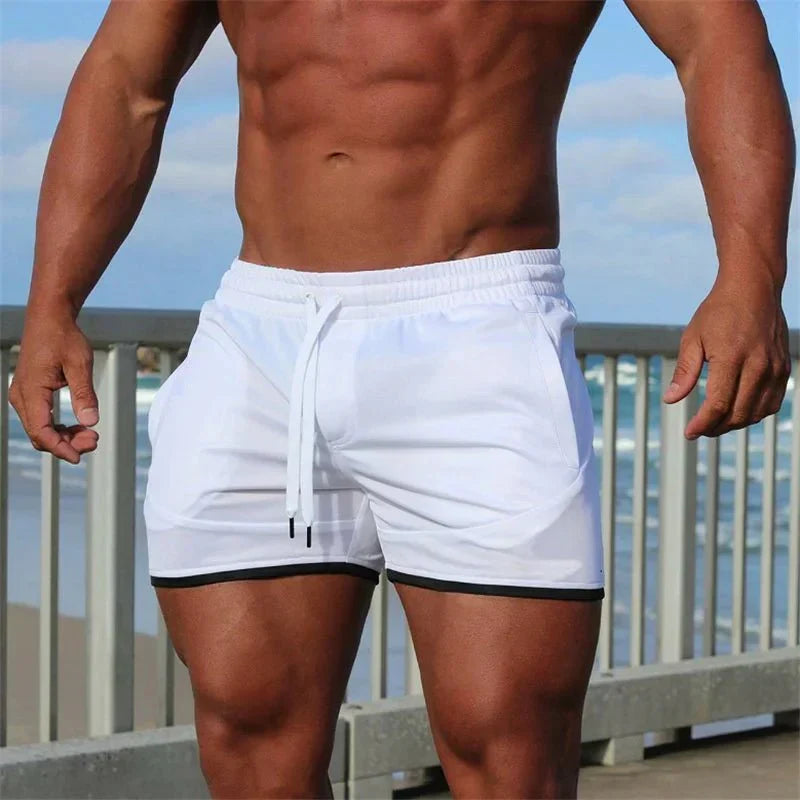 Comfortable men's quick-dry swim shorts with athletic fit & mesh lining. Perfect for summer water sports.