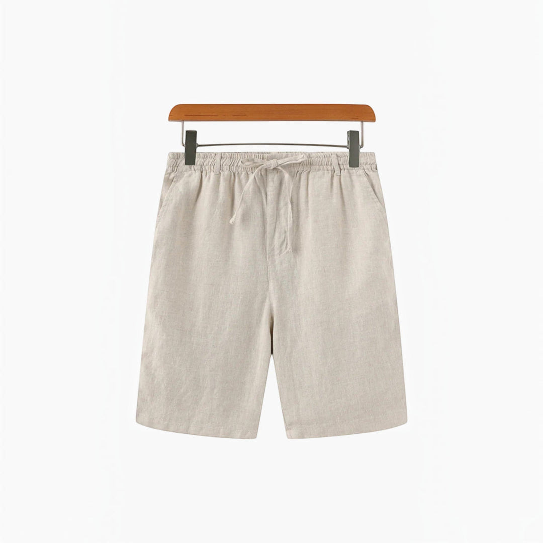 Relaxed fit men's shorts, offering effortless style & comfort for all summer casual occasions.