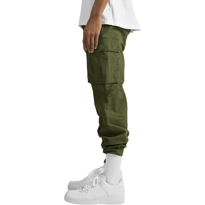 Stylish men's cargo pants, relaxed fit with multiple practical pockets for urban streetwear fashion.