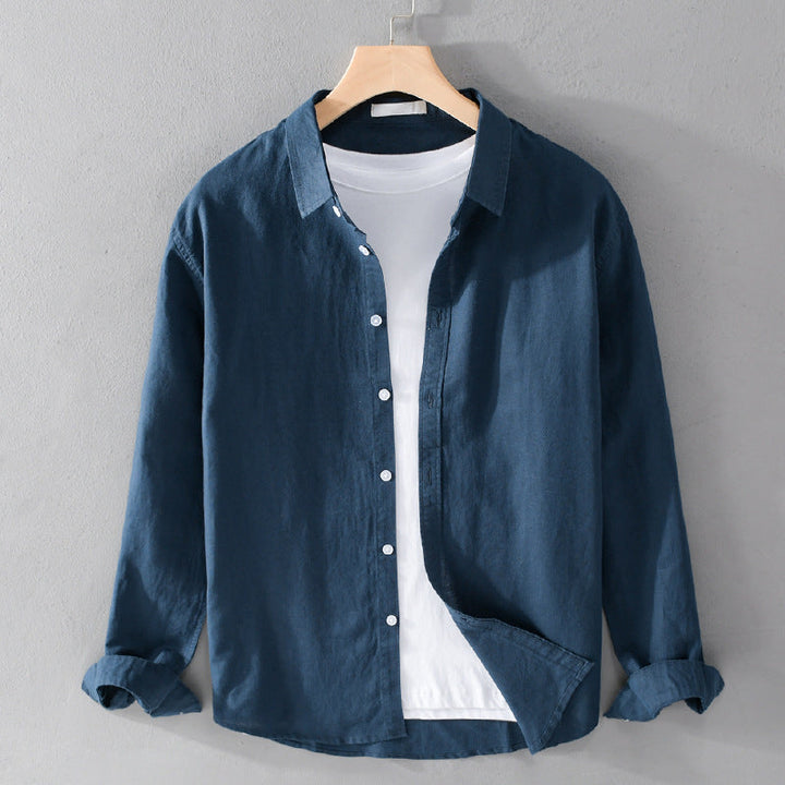 Classic men's relaxed fit button-down shirt, long sleeve, combining comfort with modern menswear style.
