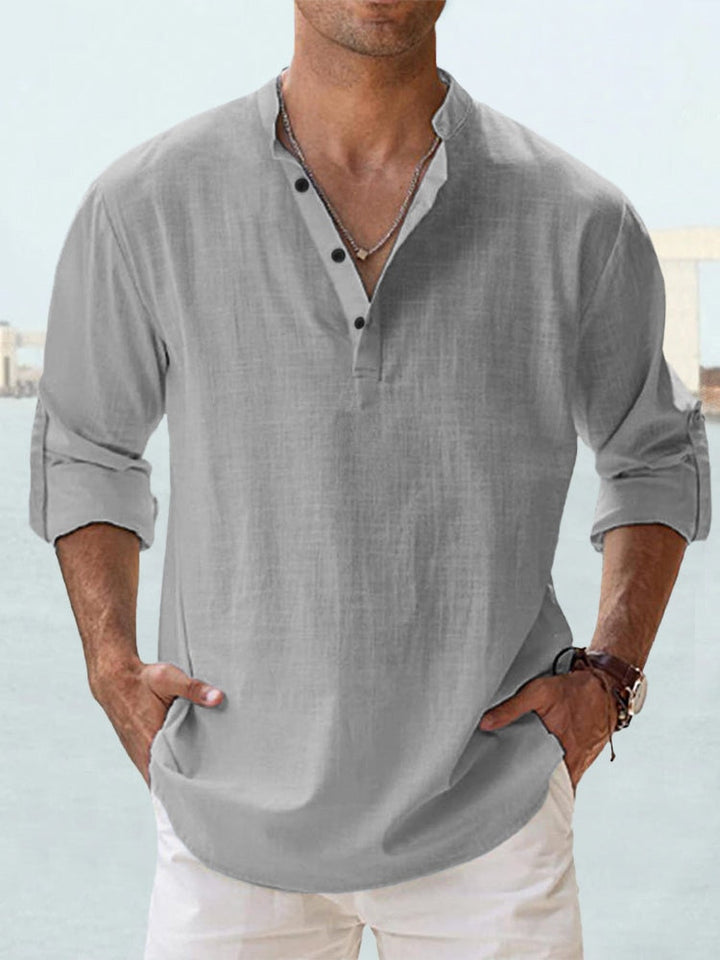 Breathable men's comfort shirt, relaxed fit, ideal for everyday casual style.