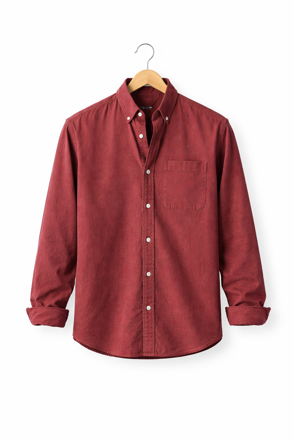 Layering men's chambray shirt, relaxed fit, button-up, for versatile outfits.