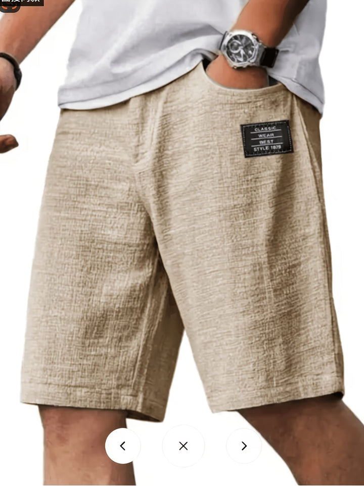 Versatile men's relaxed fit casual shorts. Ideal for everyday comfort, summer activities, and leisure.