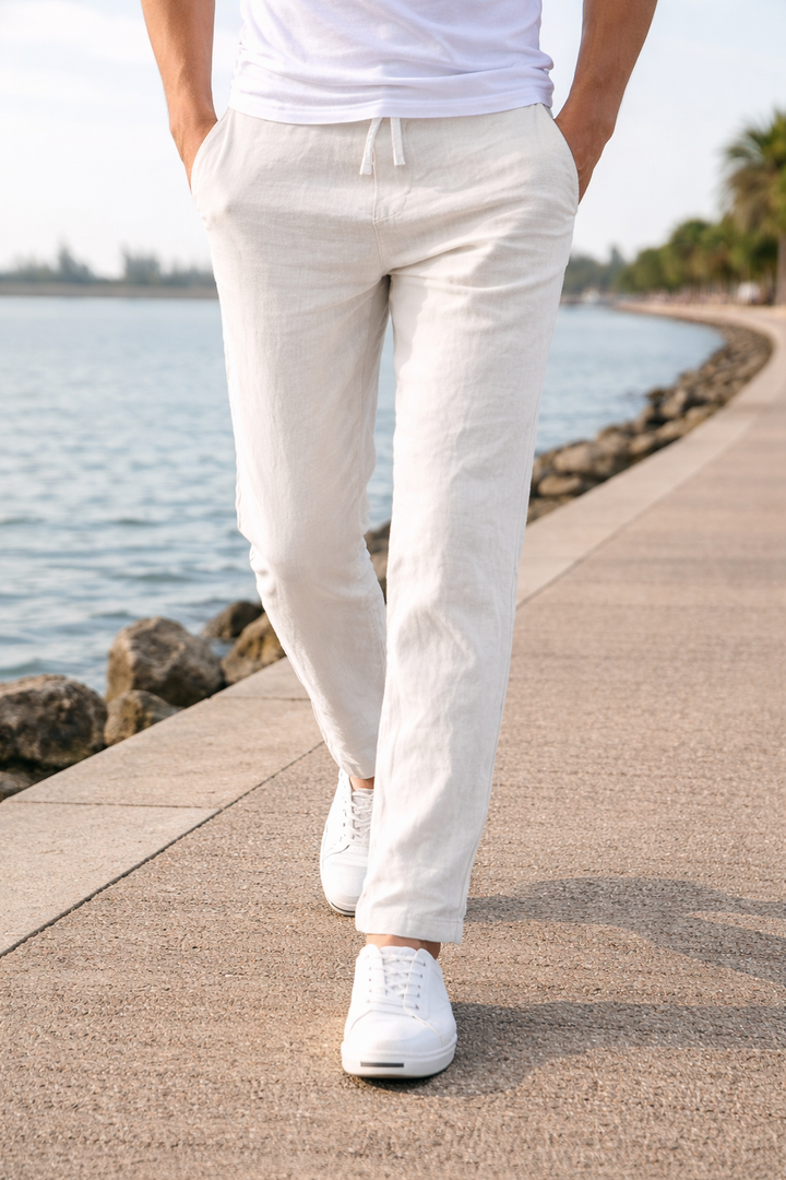 Stylish men's relaxed cotton drawstring trousers, offering everyday comfort and casual appeal.