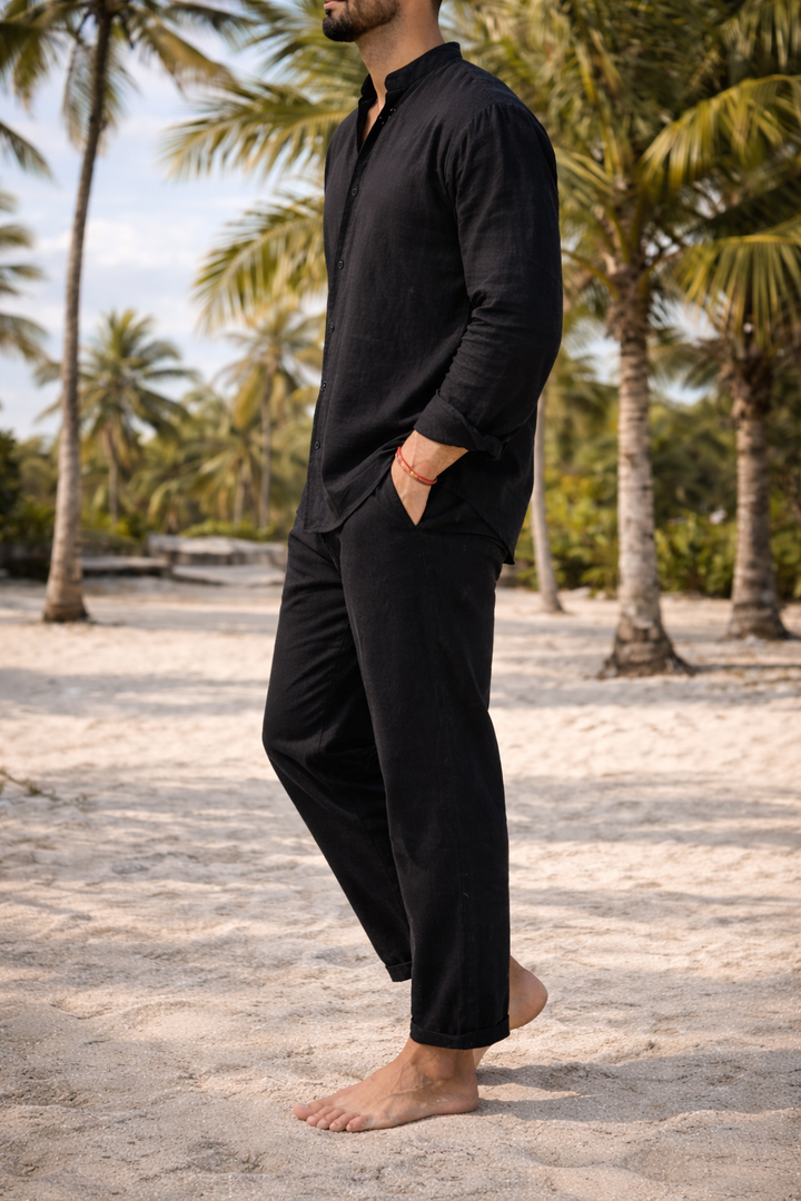 Summer beachwear: men's breathable linen two-piece relaxed fit set for ultimate comfort.