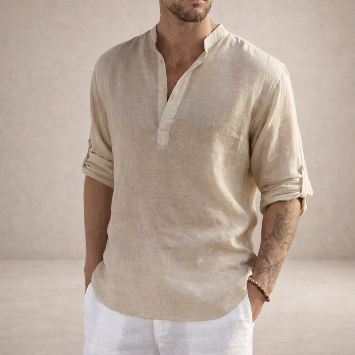 Stylish men's resort shirt, open placket, roll sleeves for smart casual summer fashion.