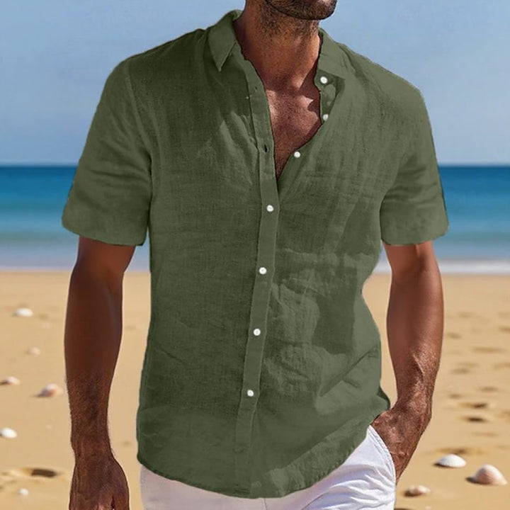 Men's comfortable relaxed fit short sleeve top, a versatile button-down for everyday summer style.