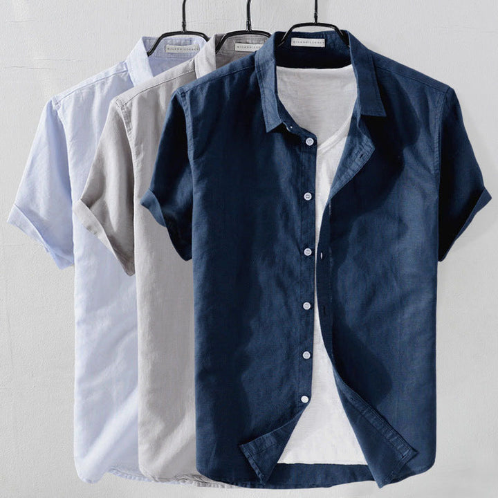 Breathable men's relaxed fit short sleeve shirt, perfect for summer fashion and comfortable casual wear.