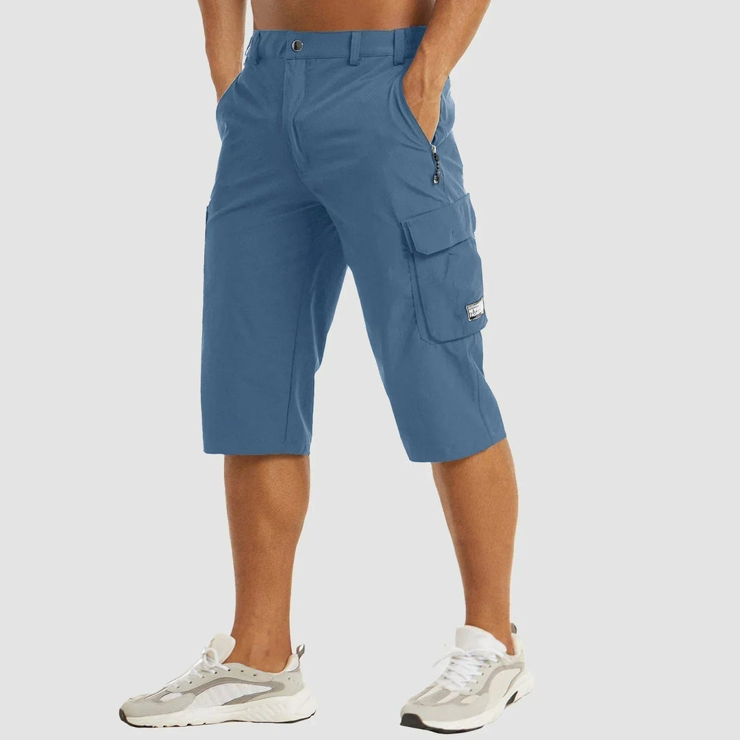 Versatile men's stretch cargo shorts, relaxed fit bermudas. Essential comfort shorts for casual & outdoor summer days.