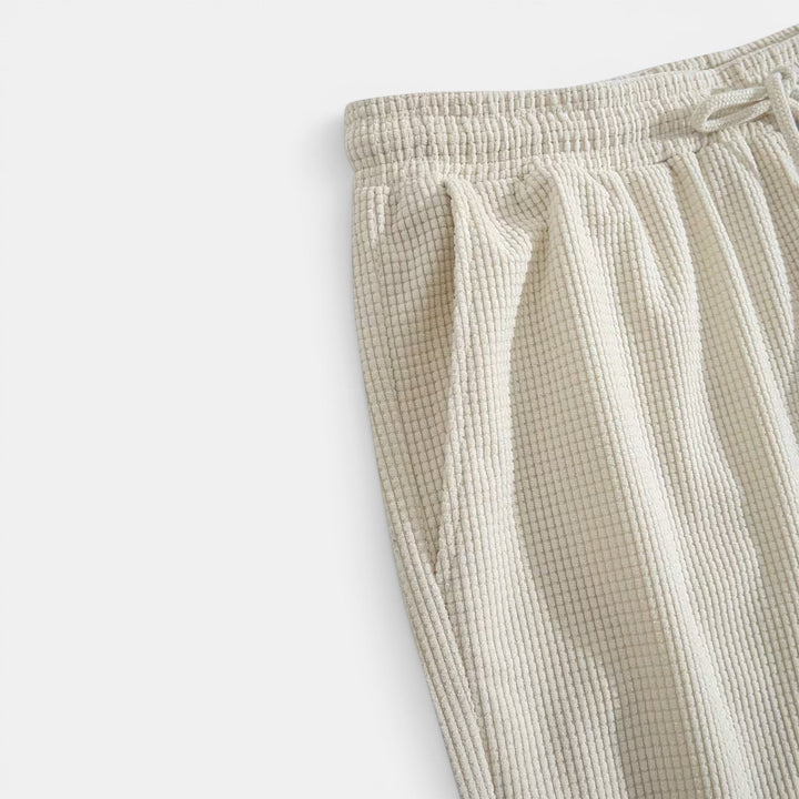 Men's casual summer shorts, relaxed fit & elastic waist. Perfect for beach days, vacation, or everyday wear.