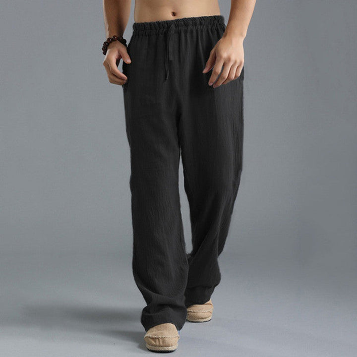 Men's comfortable trousers, relaxed fit for versatile daily fashion.