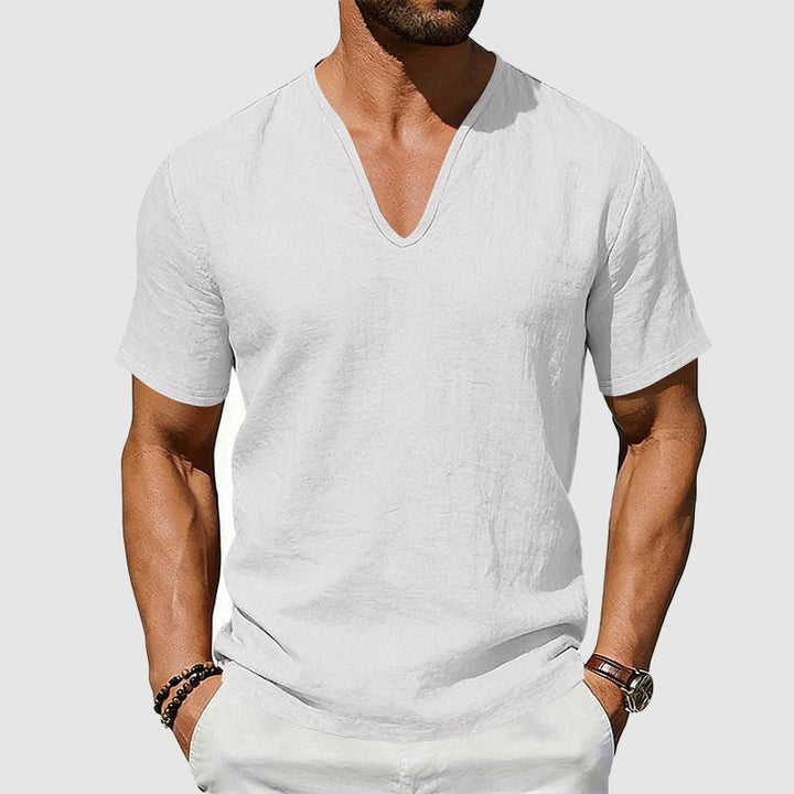 Classic men's relaxed fit V-neck t-shirt for summer, offering everyday comfort and a stylish casual look.