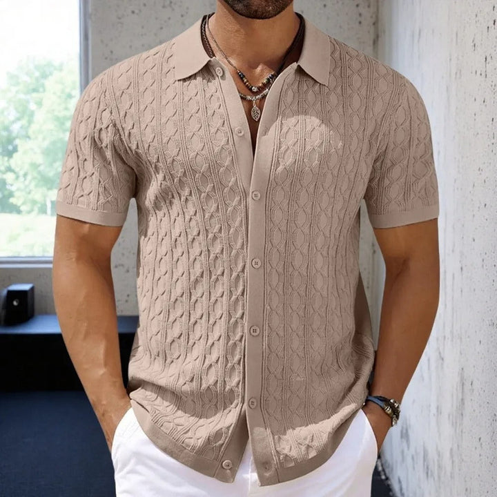 Smart casual men's retro patterned jacquard polo. Versatile short-sleeve top for summer.
