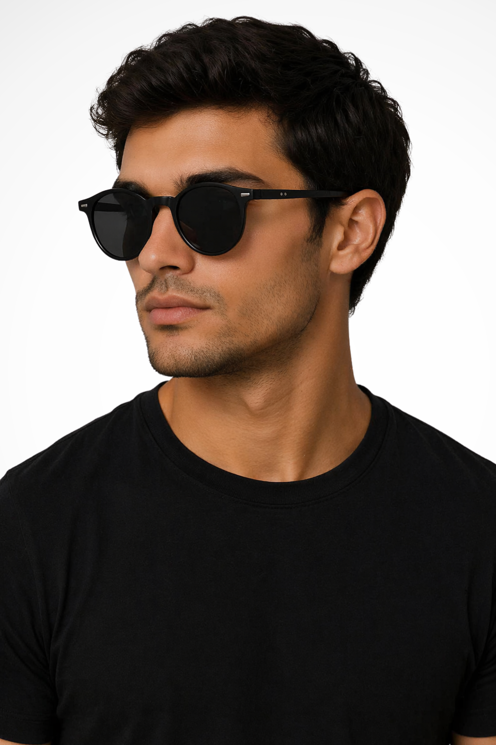 Versatile men's round retro sunglasses, perfect casual eyewear accessory with a classic look.