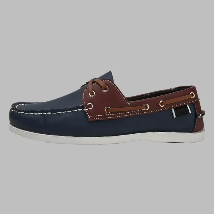 Men's retro lace-up vintage boots, durable and stylish, offering classic autumn/winter comfort.
