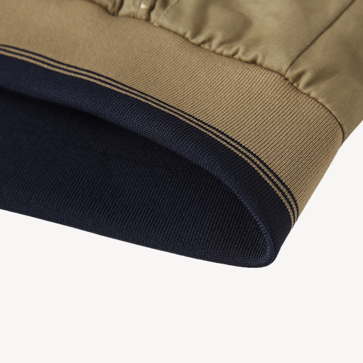 Casual men's reversible bomber jacket, lightweight and stylish, perfect for modern spring/fall outfits.