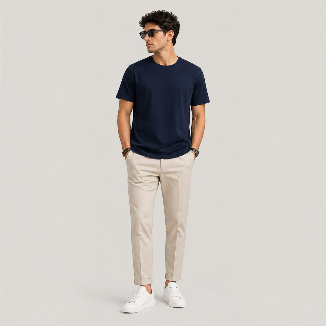 Men's short sleeve t-shirt, perfect for everyday comfort and versatile casual style.