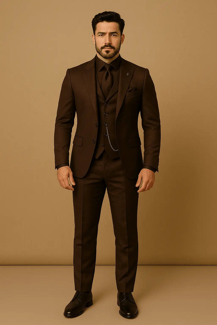 Men's sleek slim fit 3-piece suit for professional meetings & formal events.