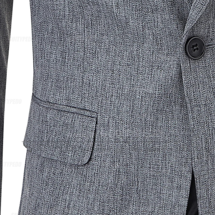 Sharp men's slim fit blazer, providing a contemporary and stylish edge to any ensemble.