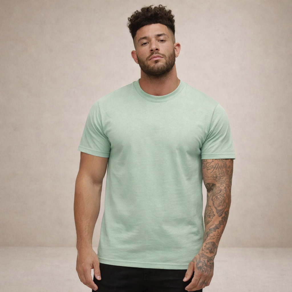 Men's casual wear: Slim fit crew neck t-shirt, offering modern style & everyday comfort.