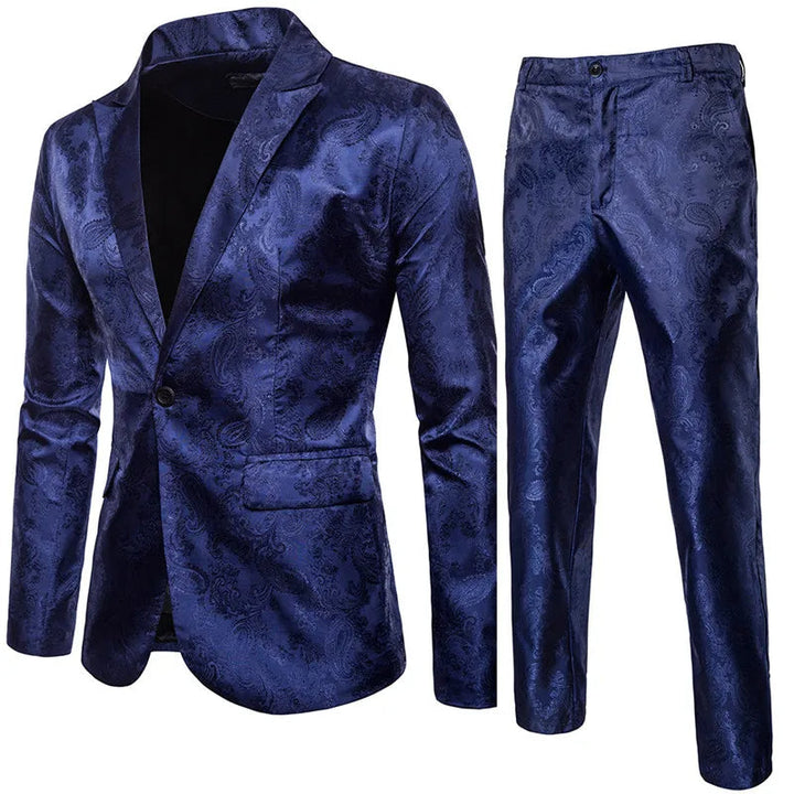 Complete men's slim fit jacquard suit set: elegant formal blazer and matching trousers for a sharp, modern look.