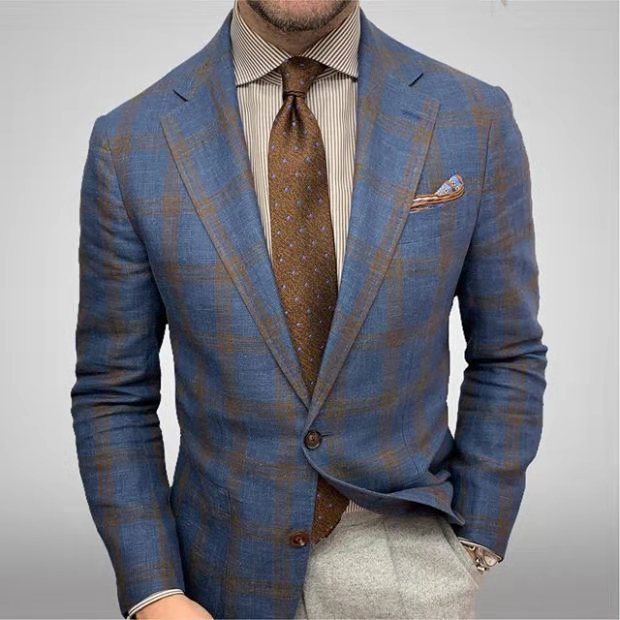 Men's slim fit plaid blazer with notch lapel, perfect for smart casual or business casual occasions. Stylish men's fashion.