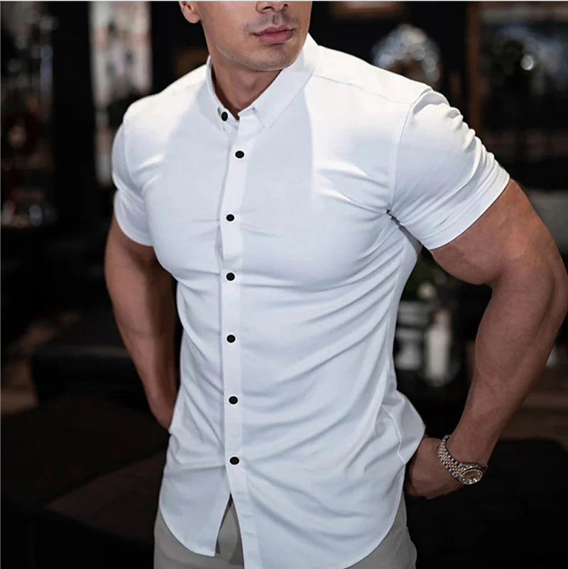 Men's slim fit short sleeve casual button-up shirt, perfect for summer. Modern and versatile everyday wear.