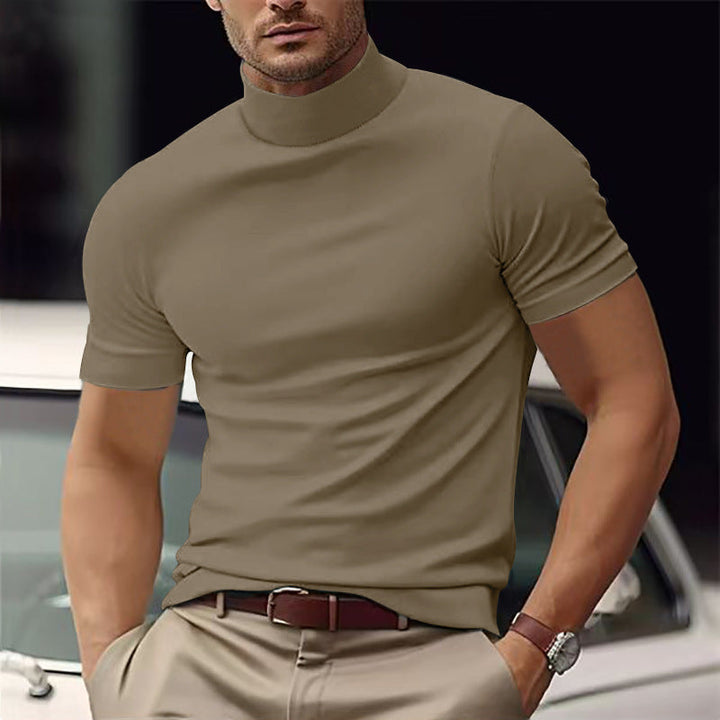 Sophisticated men's mock neck casual shirt, slim fit & short sleeve. Ideal for versatile smart casual wear.