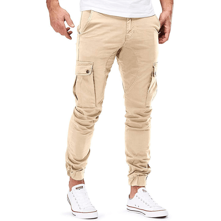 Comfortable men's slim fit stretch cargo pants, perfect for everyday casual wear and mobility.