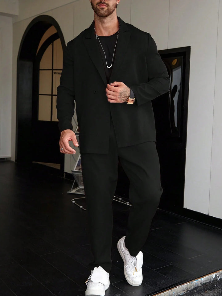 Versatile slim fit men's tailored business suit for men's fashion, office attire & event wear.