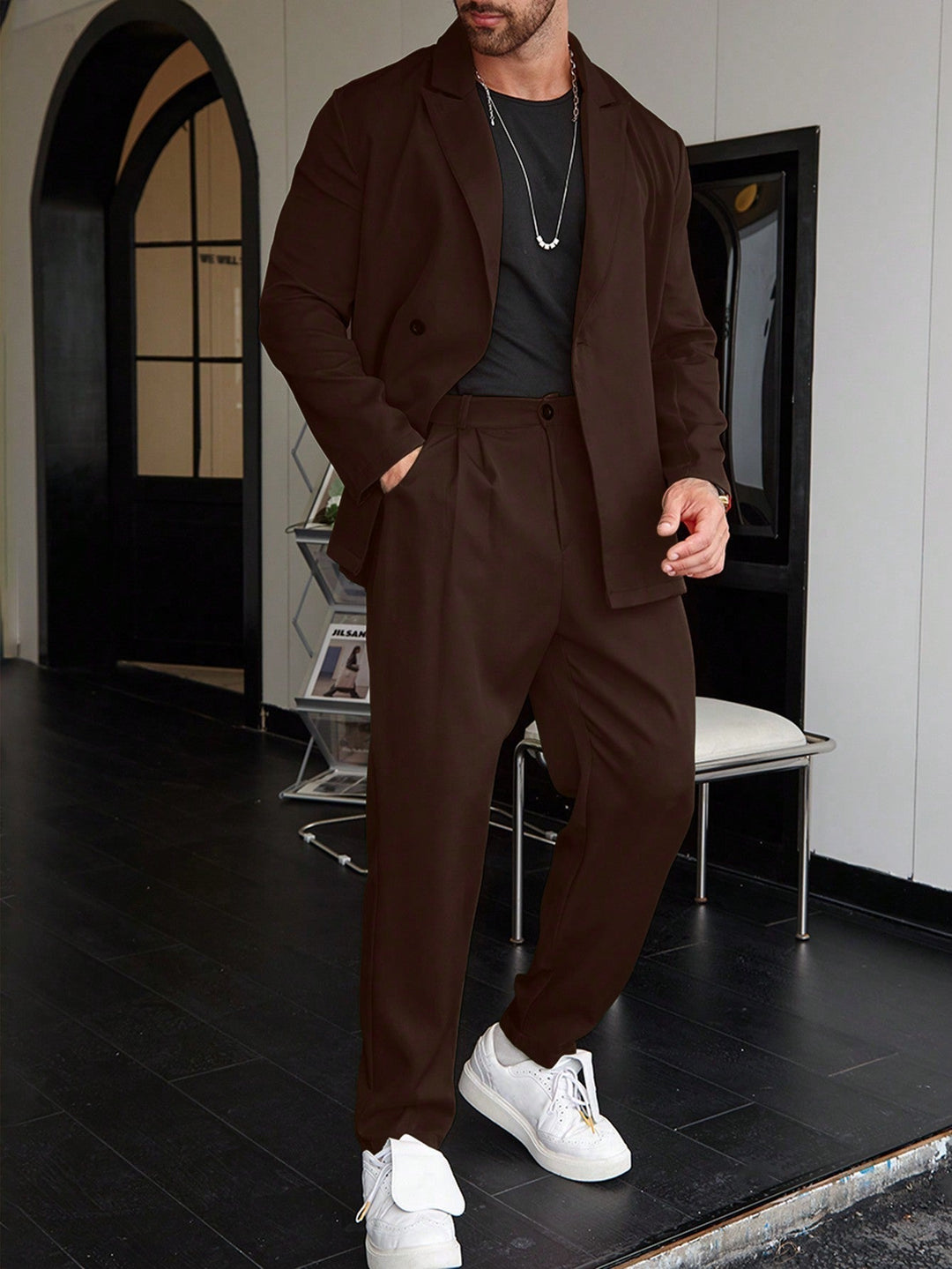 Stylish men's two-piece slim fit tailored suit, perfect for business meetings & formal events.