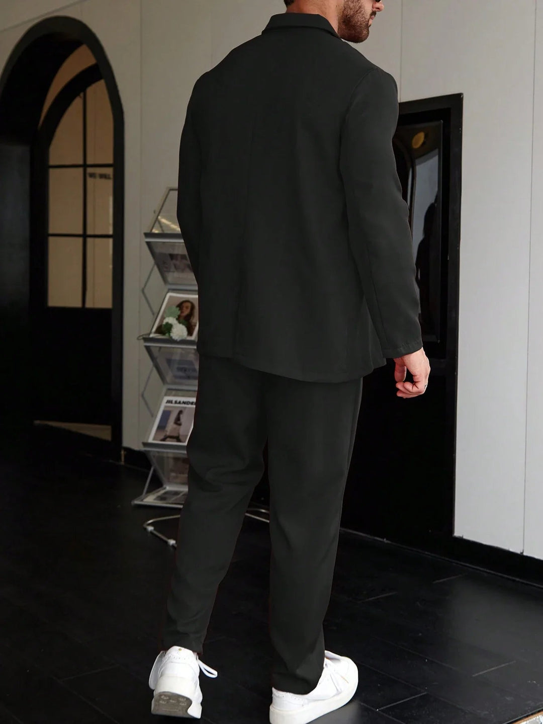Men's fashion slim fit tailored suit set, a stylish two-piece for business, office & formal occasions.