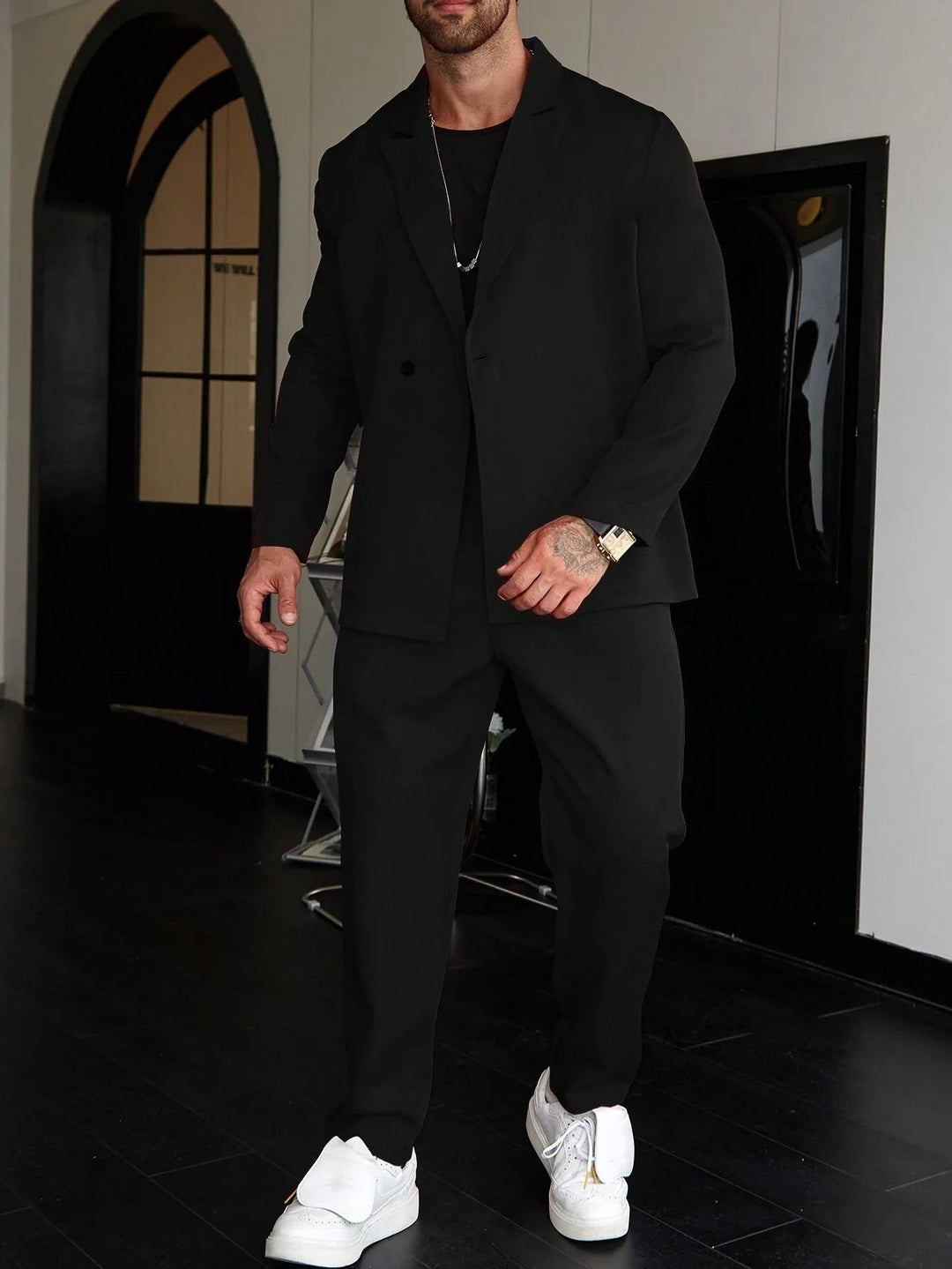Classic slim fit men's tailored suit, a two-piece set designed for professional business & formal wear.