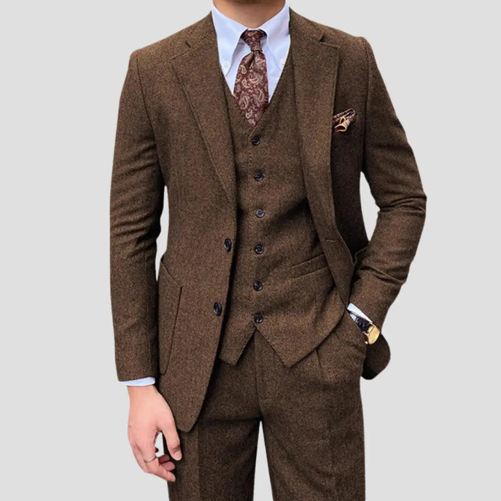 Stylish men's slim fit suit with vest, a modern choice for any formal occasion or event.