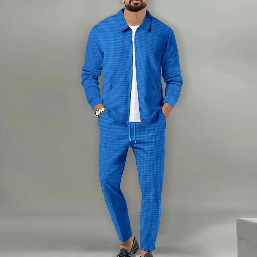 Classic men's slim fit two-piece suit, includes a blazer & trousers, perfect for versatile formal wear.
