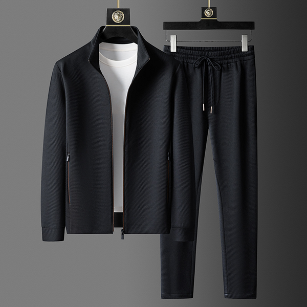 Versatile men's slim fit tracksuit. Comfortable two-piece set for workouts, travel, or everyday activewear fashion.