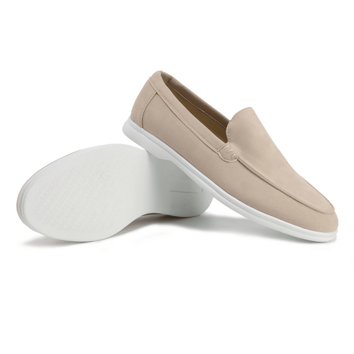 Smart casual men's loafers, versatile slip-on footwear for comfortable everyday style.