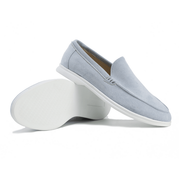 Men's shoes: comfortable casual loafers, slip-on style perfect for versatile everyday wear.