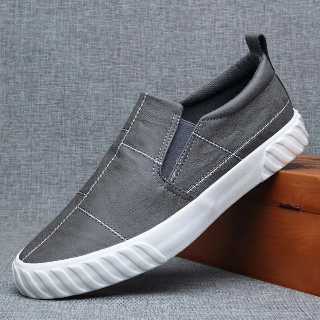 Men's loafers with a durable ribbed sole, perfect casual footwear for everyday comfort and style.