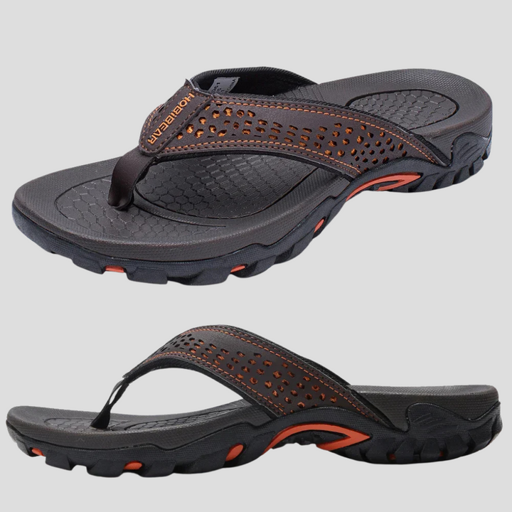 Non-slip men's water shoes, perfect for beach footwear, quick dry & comfortable.