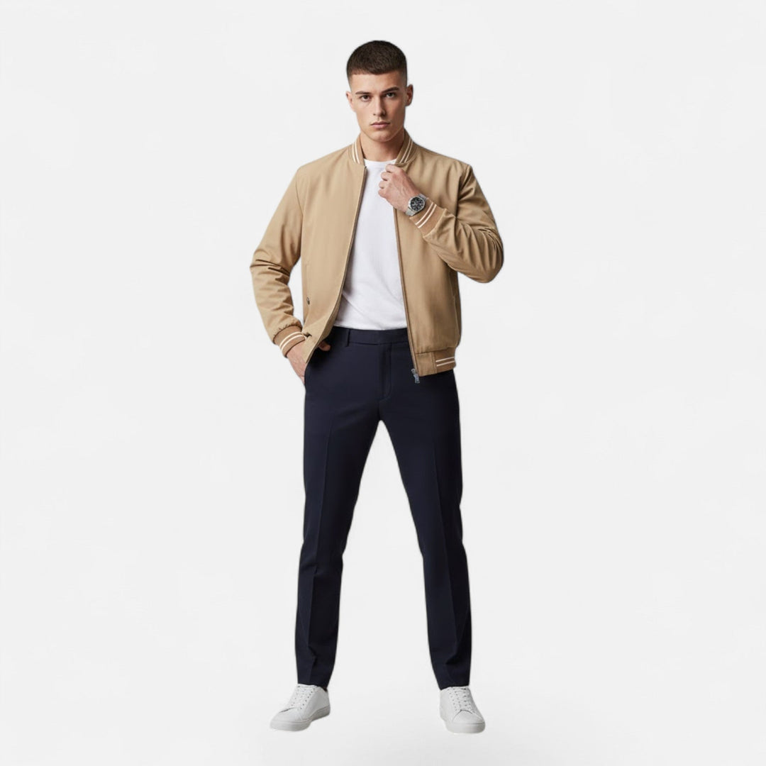 Non-iron men's stand-collar casual jacket in khaki. Easy care & stylish for all seasons.