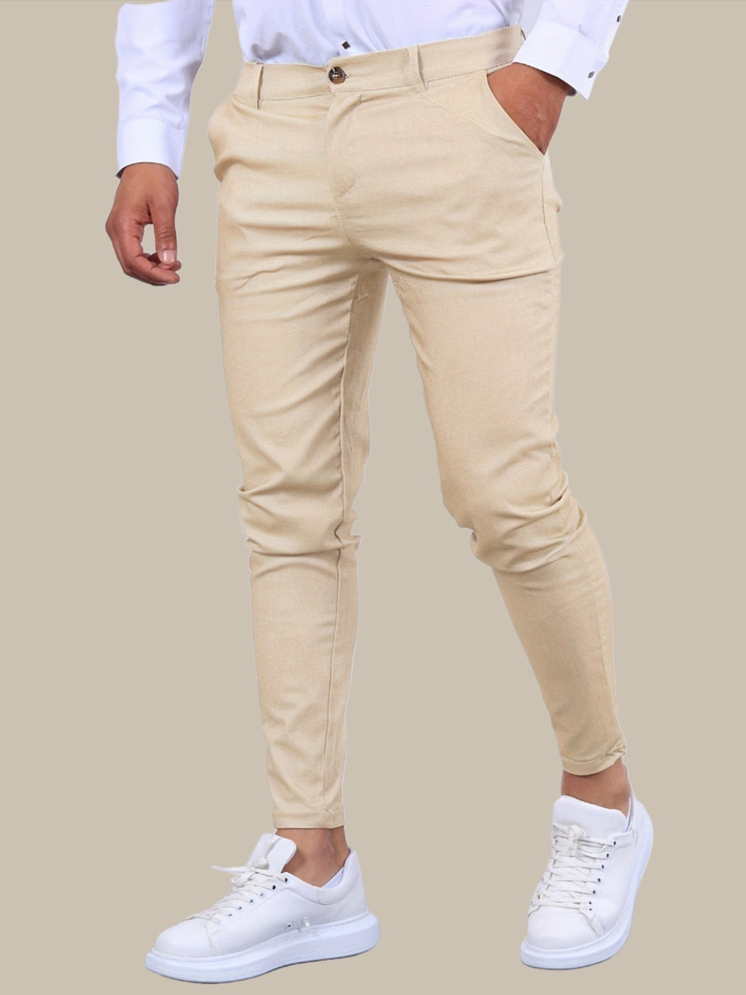 Men's stretch skinny pants in a modern cut, offering ultimate comfort and flexible movement for any casual occasion.