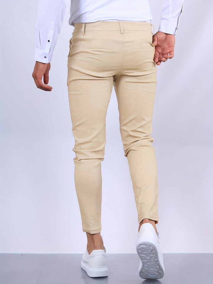 Stylish men's slim-fit pants, crafted with stretch fabric for a versatile, all-season look; perfect for modern menswear.