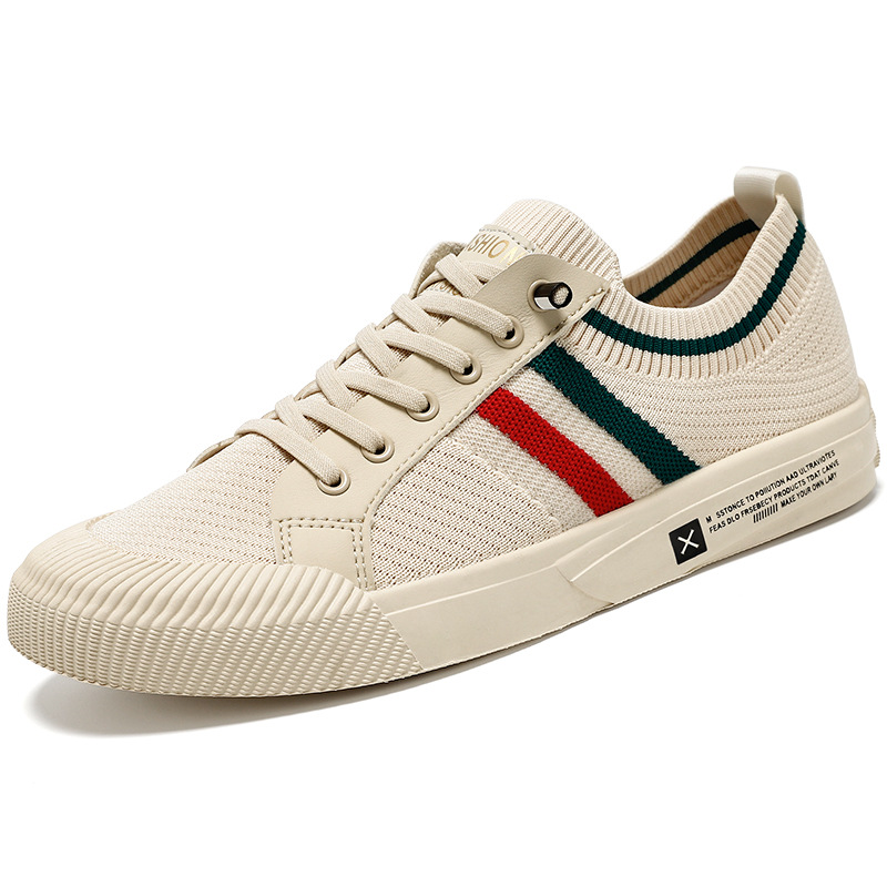 Men's striped lightweight trainers. Casual everyday footwear with a breathable, comfortable lace-up design.