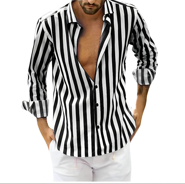 Relaxed fit men's short sleeve striped shirt for summer, ideal for everyday casual wear. Lightweight & breathable.