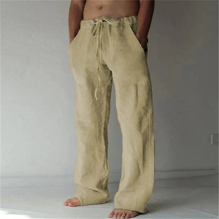 Relaxed baggy pants for men, offering modern style and versatile casual wear.