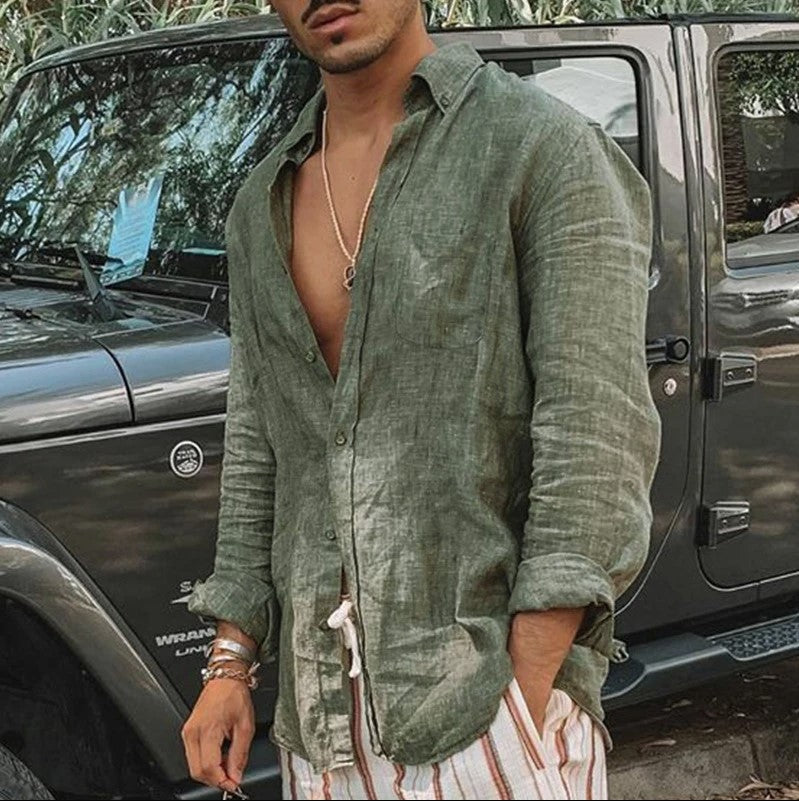 Fashionable & comfortable men's casual long-sleeve button-up shirt for versatile everyday style.