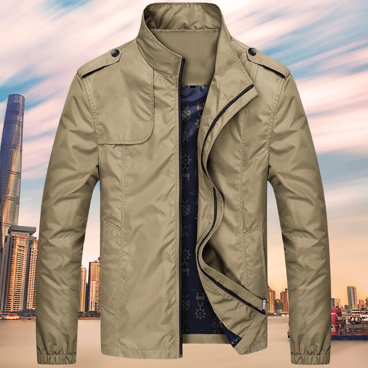 Trendy men's autumn jacket in an oxford style. Perfect casual outerwear for fall fashion & everyday versatility.