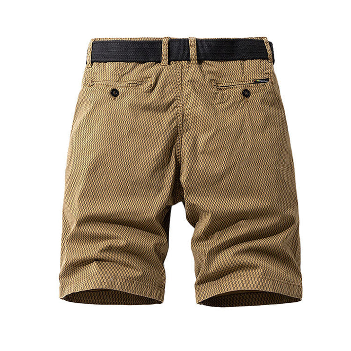 Versatile men's checkered shorts with belt, combining comfort and casual style for any summer occasion.