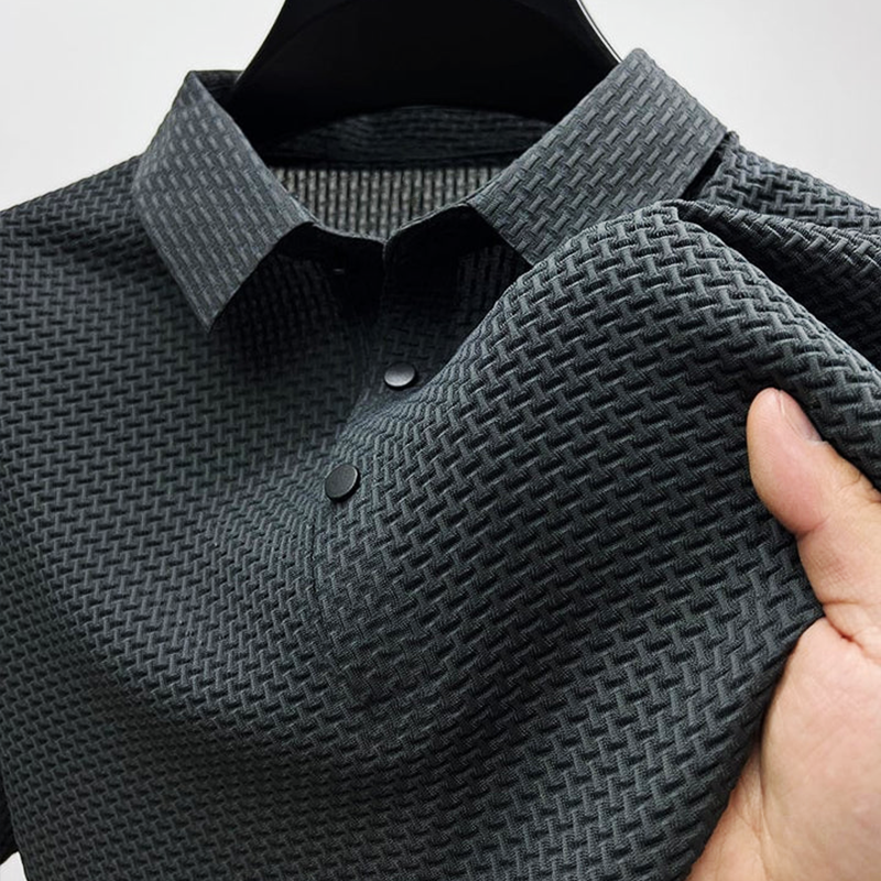 Men's stylish collared polo shirt, a modern fit for casual comfort. Perfect short sleeve menswear for everyday wear.